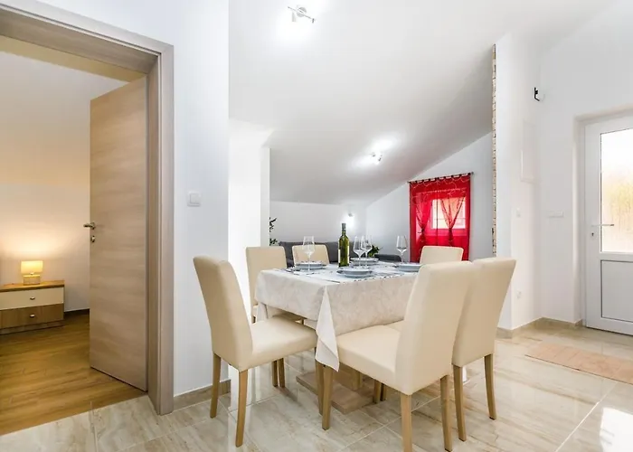 Mare מאלינסקה